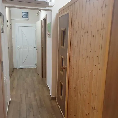 Διαμέρισμα Szofia Wellness